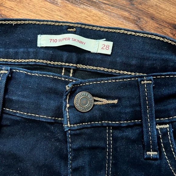 Levi’s Super Skinny Jeans 710 - Picture 2 of 4